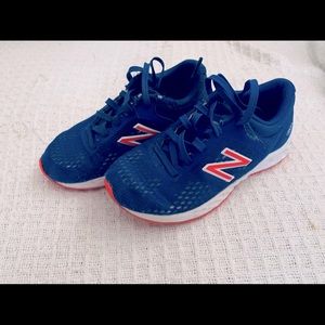 Kids size 7 new balance